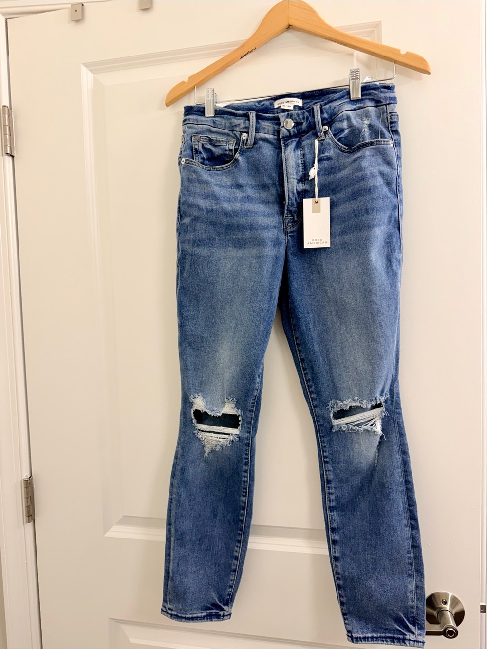 Women's Good American Good Legs Crop High Rise
Distressed Skinny Jeans - Size 10